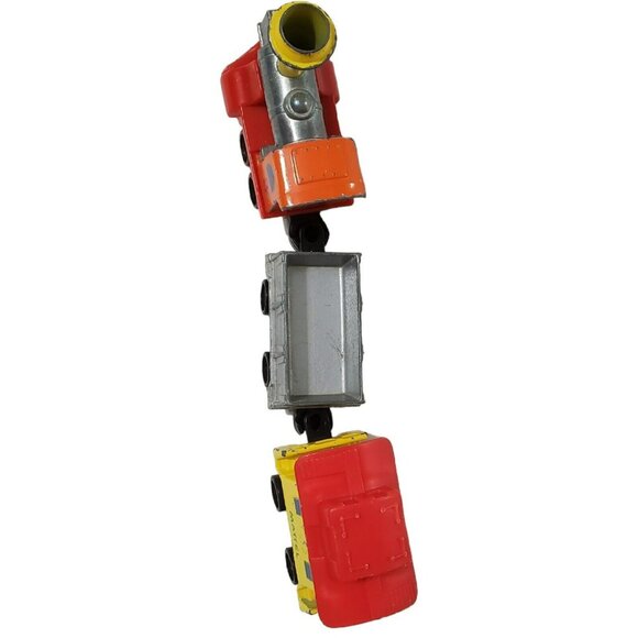 1980 My First Wheels Train Set Diecast 3 Rail Cars Engine Caboose Flat Bed VTG - Picture 3 of 16